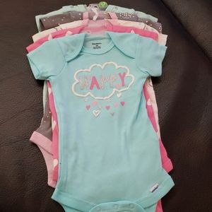 NWT 5pk onesie